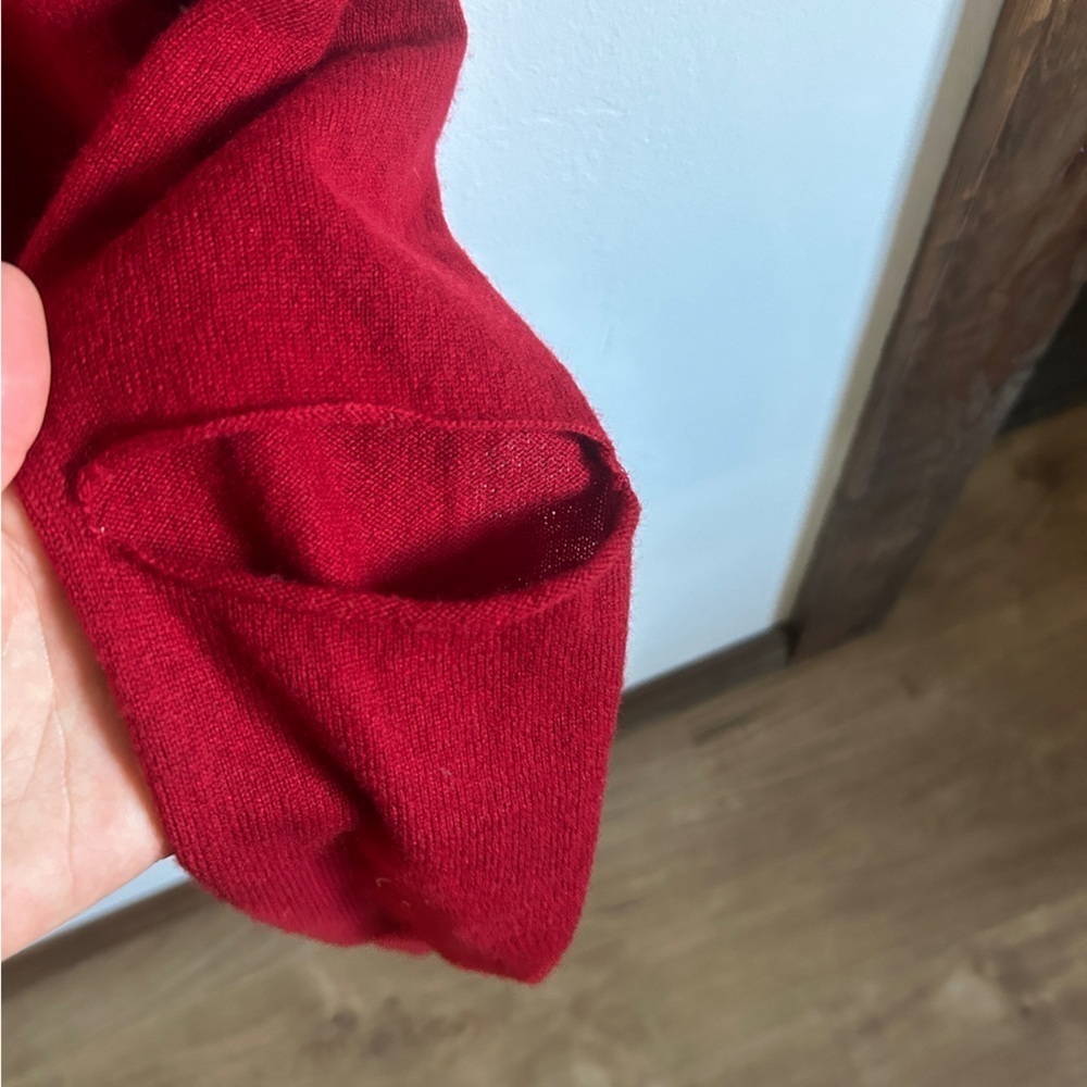 6397 Cashmere Sweater - Picture 3 of 7